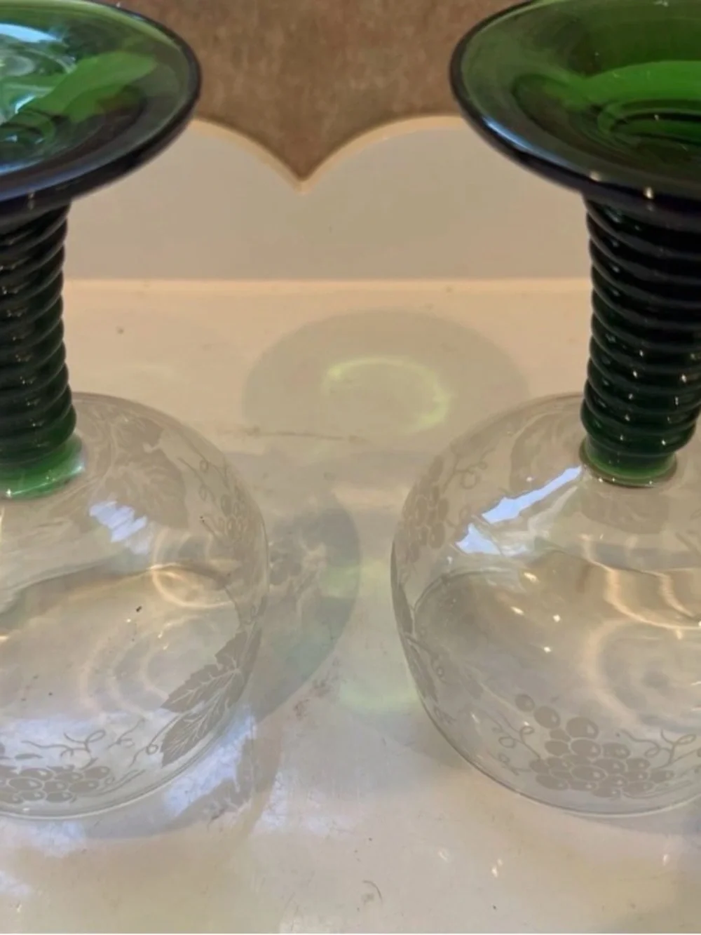 2 Vintage Luminarc France Etched Grapevine Ringed Ribbed Green Stem Wine Glasses